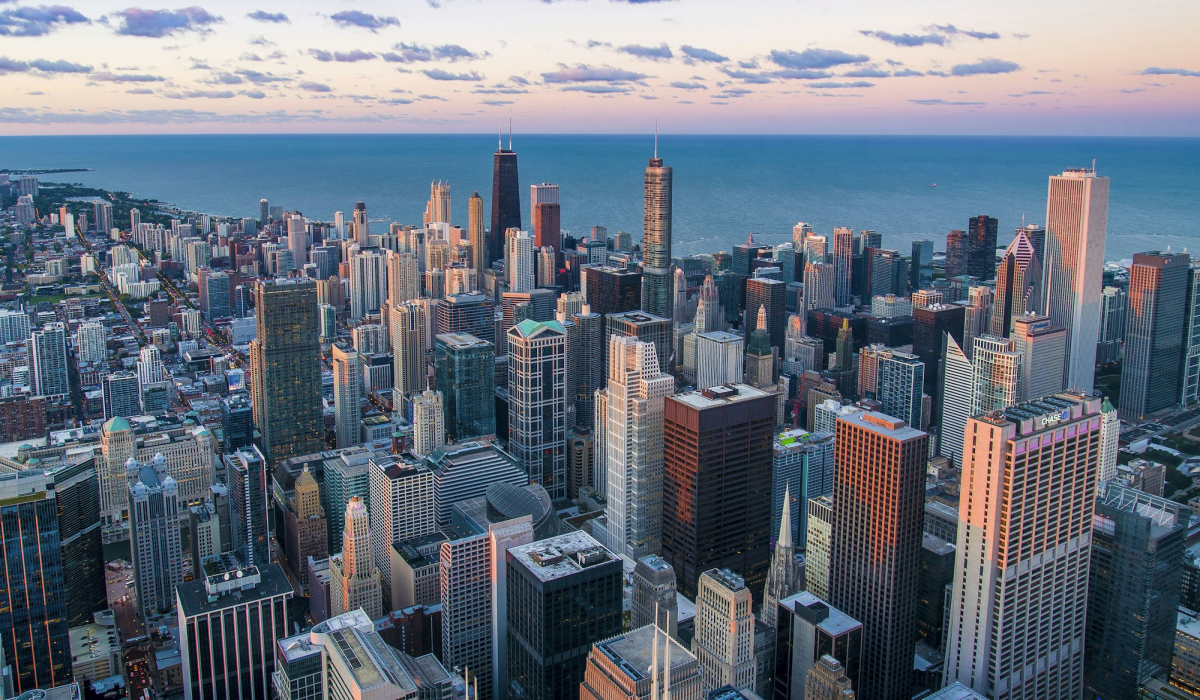 Chicago’s Skyline: A Harmonious Blend of Architecture and Nature