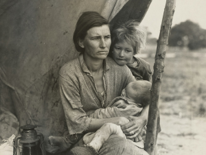 Resilience in Monochrome: The Life of a Migrant Agricultural Worker's Family