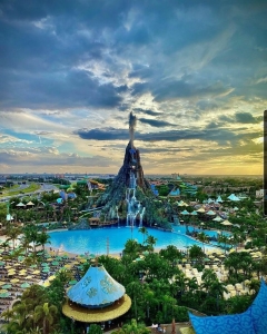 Sunset Delight at Fontainebleau Las Vegas Pool Resort